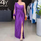Robe élégante à une épaule pour femme